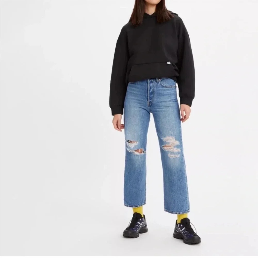 LEVIS RIBCAGE STRAIGHT ANKLE Jeans BUTTON FLY Distressed Size 31